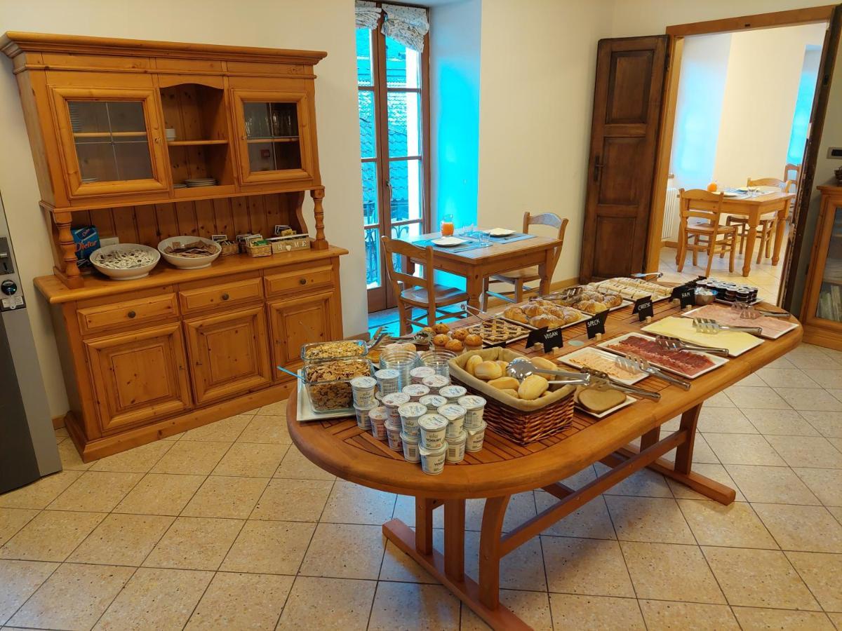 Taxus Hostel Pieve Tesino Kültér fotó